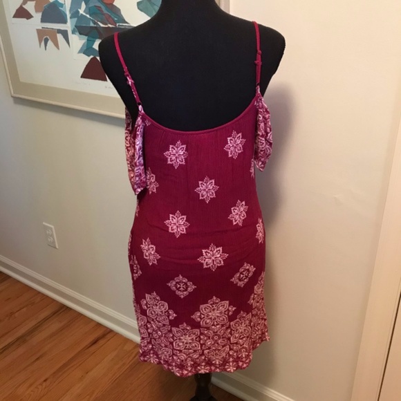 Mossimo Cold Shoulder Mini Babydoll Tunic Dress Berry Pink/White Floral Size 2 - Picture 2 of 5